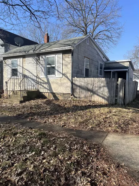 936 6th St, Beloit, WI 53511
