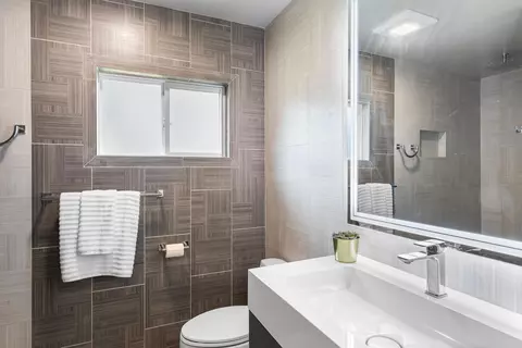 Bath - w1188 Spring Grove Road, Green Lake, WI 54941 photo 1 of 6