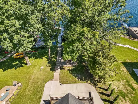 Exterior - w1188 Spring Grove Road, Green Lake, WI 54941 photo 4 of 7