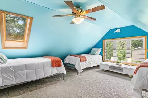 Bedroom - w1188 Spring Grove Road, Green Lake, WI 54941 photo 4 of 5
