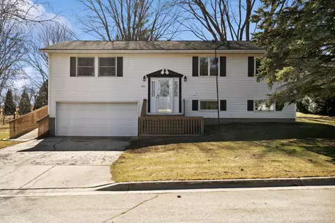 240 Winskell St, Shullsburg, WI 53586