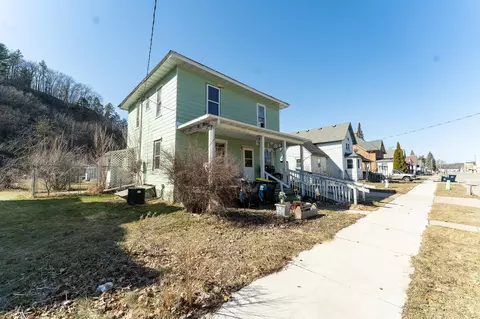 312 S Main St, Camp Douglas, WI 54618