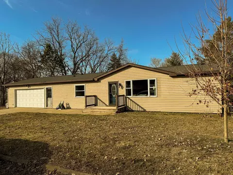839 Pleasant St, Mineral Point, WI 53565