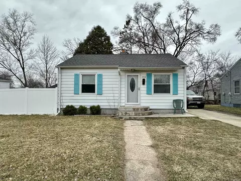 1806 Shopiere Rd, Beloit, WI 53511