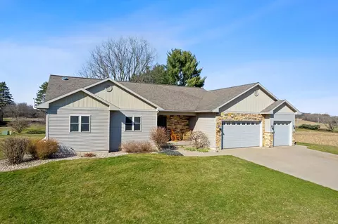 1125 21st St, Baraboo, WI 53913