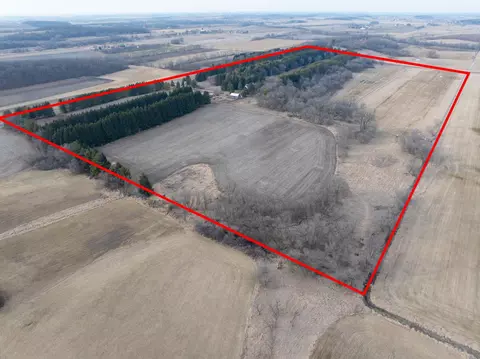 n1566 Scofield Road, Watertown, WI 53098