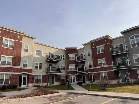 5194 Sassafras Dr #303, Fitchburg, WI 53711