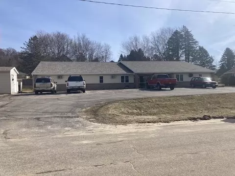 445 West St, Loganville, WI 53943