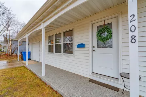 208 Edward St, Verona, WI 53593