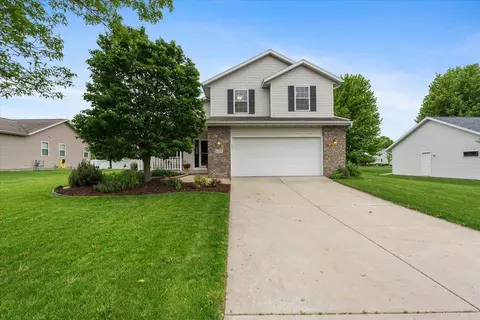 1275 Chadsworth Dr, Sun Prairie, WI 53590