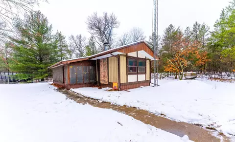 1619 Ember Ct, Adams, WI 53910