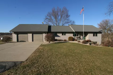 9840 W Gibbs Lake Rd, Edgerton, WI 53534