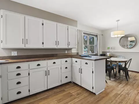 1905 S Maple Ave, Marshfield, WI 54449