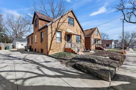 3256 Milwaukee St, Madison, WI 53714