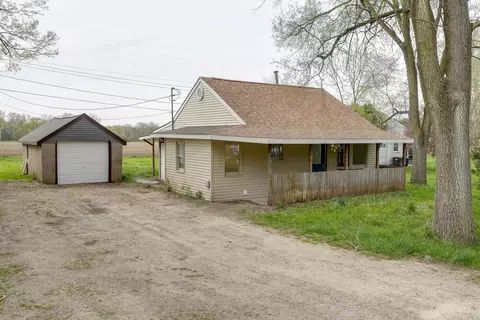 515 W Sunny Lane Rd, Janesville, WI 53546