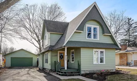 420 Jefferson St, Oregon, WI 53575