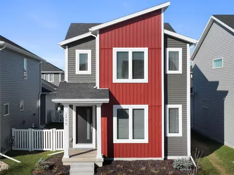2498 Wildcat Dr, Fitchburg, WI 53711