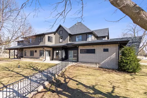415 Main St, Arlington, WI 53911