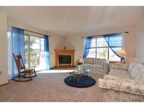 7201 Mid Town Rd #207, Madison, WI 53719