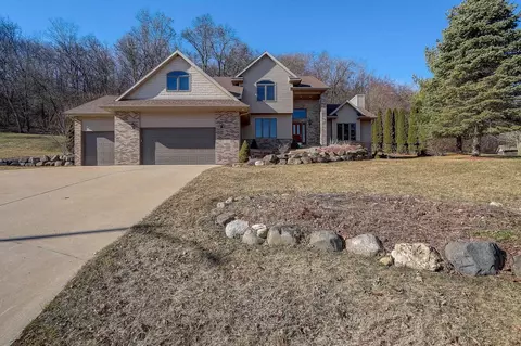 502 Donovan Ct, Cross Plains, WI 53528