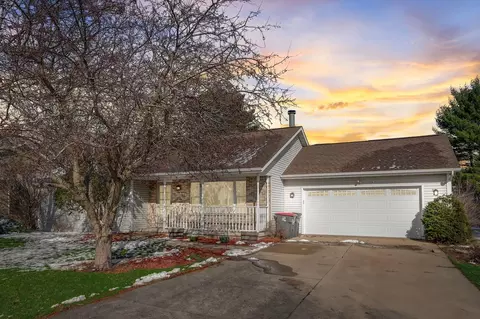 150 Joshua Dr, Evansville, WI 53536