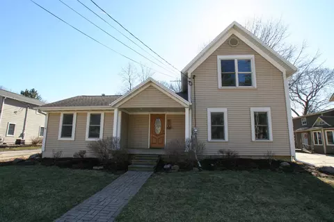 439 E Madison Ave, Milton, WI 53563
