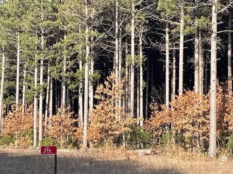396 Twin Lakes Trl, Nekoosa, WI 54457