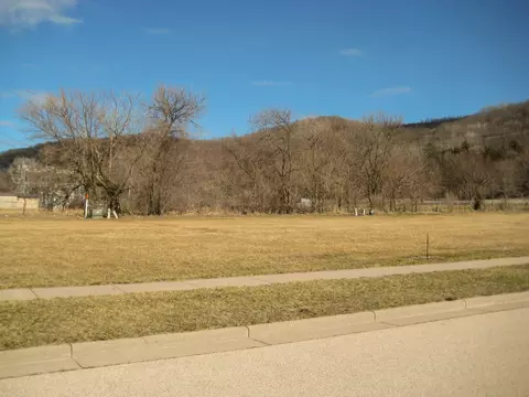 1602 Welter Dr, Prairie Du Chien, WI 53821
