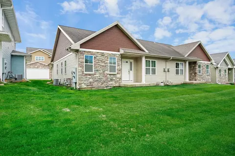 5118 Merwood Ln #118, Madison, WI 53718