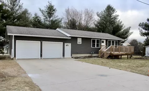 410 S Clifton St, Livingston, WI 53554