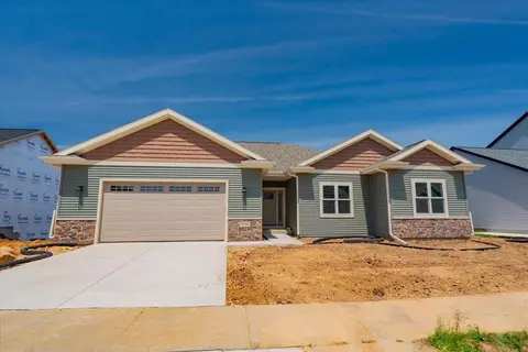 9728 Grey Kestrel Dr, Verona, WI 53593