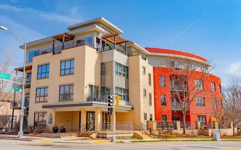 1835 Winnebago St #101, Madison, WI 53704