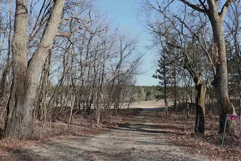N430 4th Avenue, Coloma, WI 53930