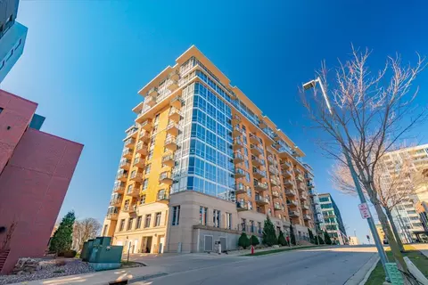 625 N Segoe Rd #704, Madison, WI 53705