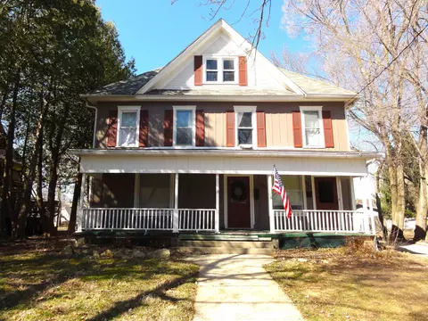 835 E Milwaukee St, Janesville, WI 53545