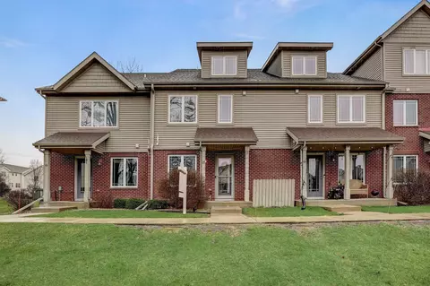 3902 Maple Grove Dr #15, Madison, WI 53719