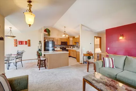 4130 Carberry St, Madison, WI 53704