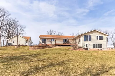 3731 Wilson Rd, Dodgeville, WI 53533