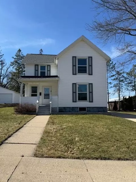 531 16th Ave, Monroe, WI 53566