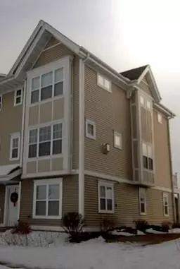 7117 Discovery Ln, Madison, WI 53719