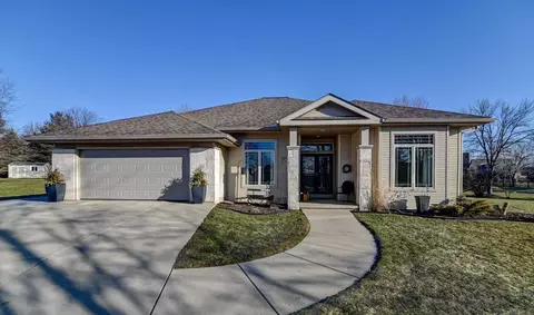 501 Prairieview Ct, Deforest, WI 53532