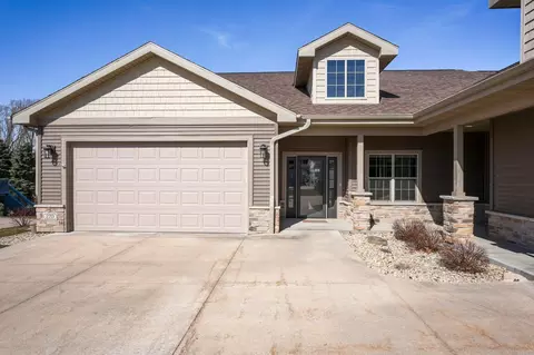 270 Eagle Dr, Oregon, WI 53575