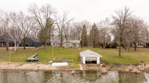 n10560 Chief Kuno Trail, Fox Lake, WI 53933