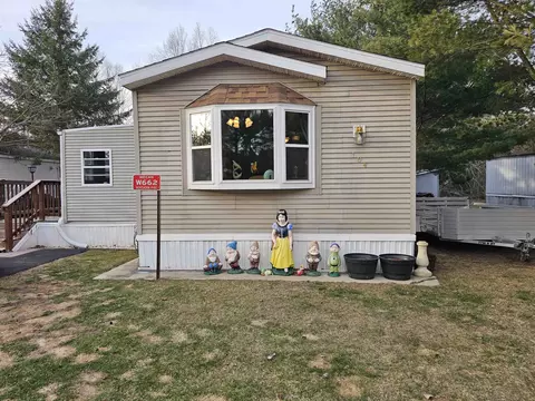 W662 Northern Pike, Montello, WI 53949