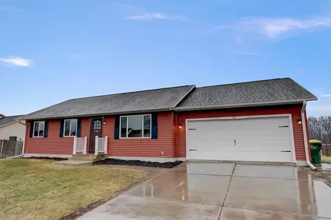 109 Dessa Rain Dr, Reedsburg, WI 53959