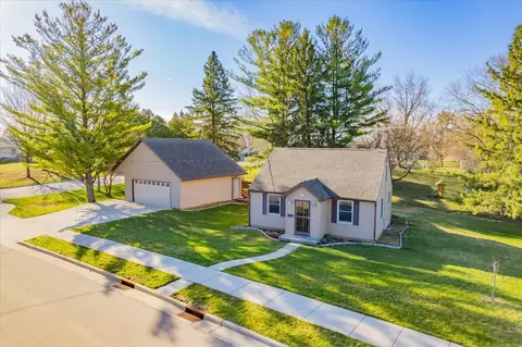 1203 Vernon St, Stoughton, WI 53589