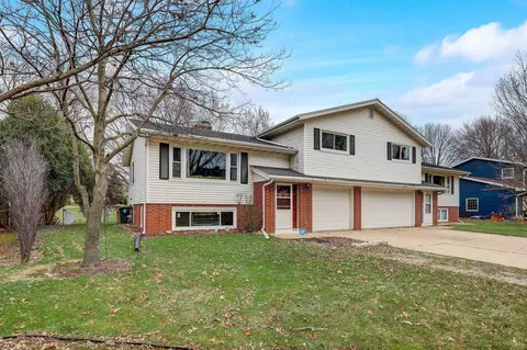 2999 Todd Dr, Madison, WI 53713