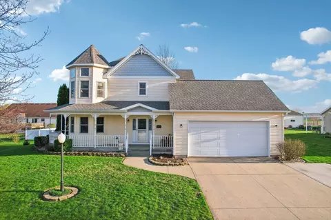 215 Statz Ln, Dane, WI 53529