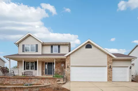 403 Badger Ln, Waunakee, WI 53597