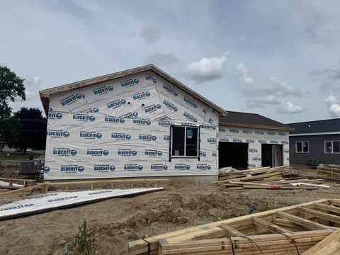 4085 Hiker Trl, Deforest, WI 53532